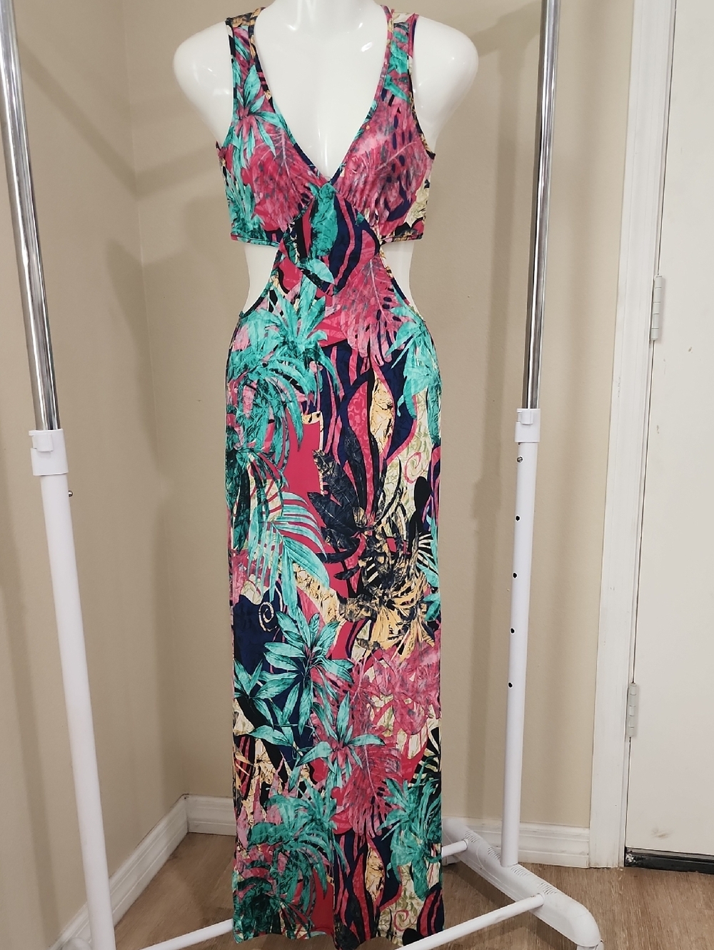 Fashion Nova Tropical Cutout Maxi Dress - Teal & Pink